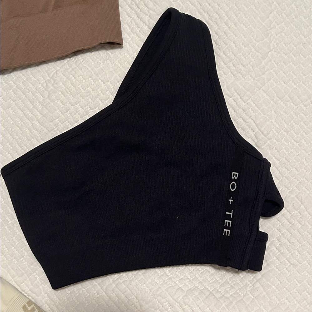 Workout Tops Bundle - Picture 4 of 5